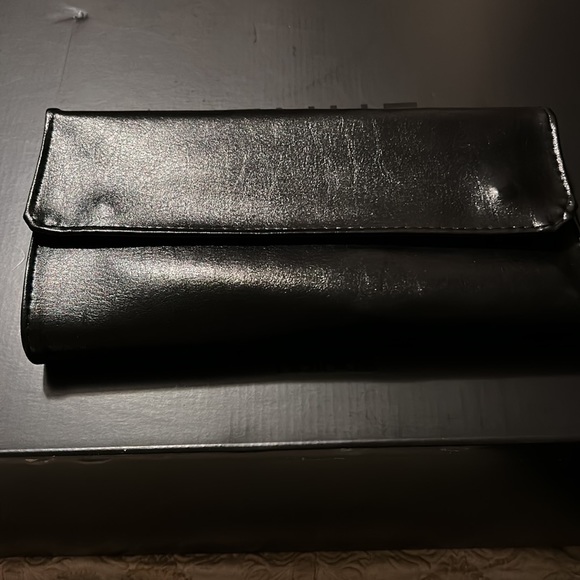 🛁Brand New Crown 10-Piece Pro Basics Brush Set plus fold up case M77 - Picture 4 of 9